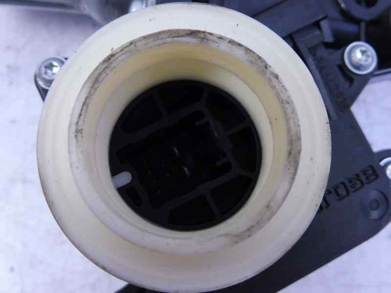 Recambio de elevalunas trasero izquierdo para toyota auris hybrid active referencia OEM IAM 8570102010 961920100 AV2621004350