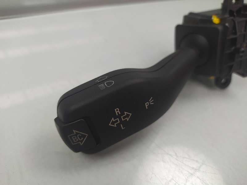 Recambio de mando intermitentes para bmw x3 (e83) 2.0d referencia OEM IAM 8363668M 0110401025 