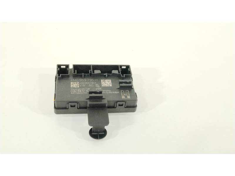 MODULO ELECTRONICO 4M0959795H 