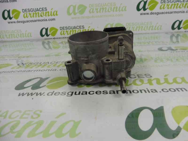 Recambio de caja mariposa para toyota auris hybrid active referencia OEM IAM 22030-37060  