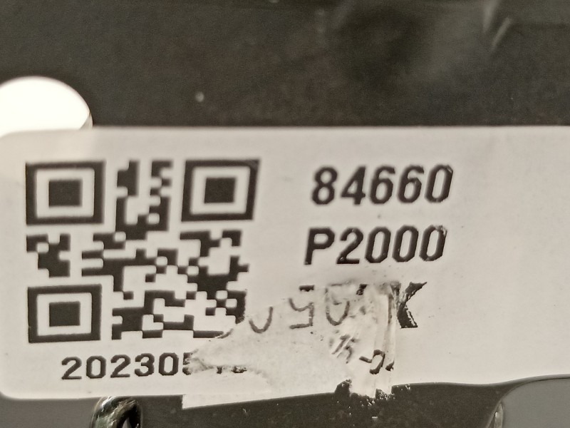 Recambio de apoyabrazos central para kia sorento hev 2023 1.6 tci-gdi referencia OEM IAM 84660P2000  