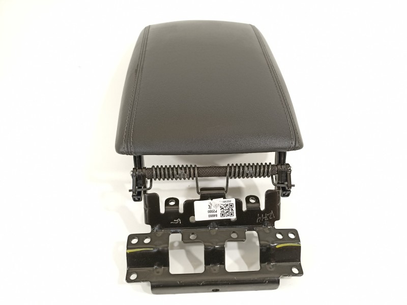 Recambio de apoyabrazos central para kia sorento hev 2023 1.6 tci-gdi referencia OEM IAM 84660P2000  