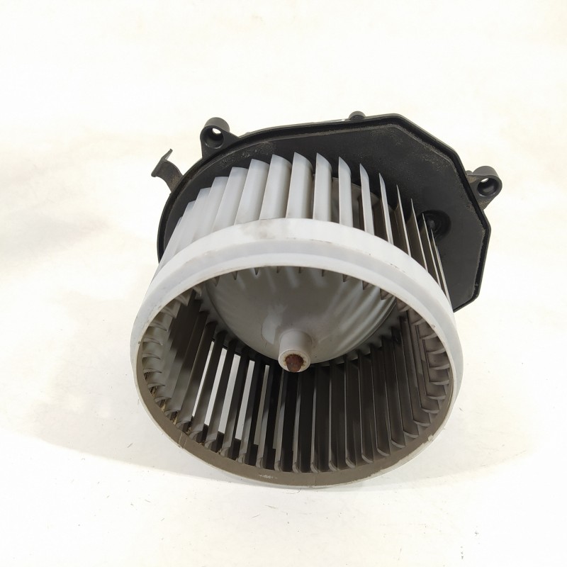 Recambio de ventilador calefaccion para citroën berlingo station wagon tonic referencia OEM IAM 5G6928100 5E2228200 