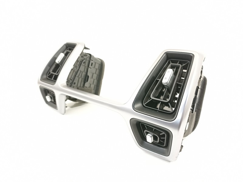 Recambio de rejilla aireadora para kia sorento hev 2023 1.6 tci-gdi referencia OEM IAM 84740P2000FMS  