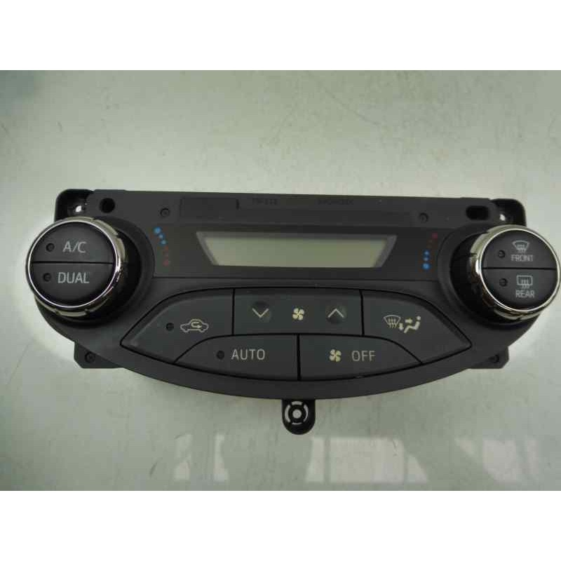 Recambio de mando climatizador para toyota yaris ts referencia OEM IAM 559000D330  