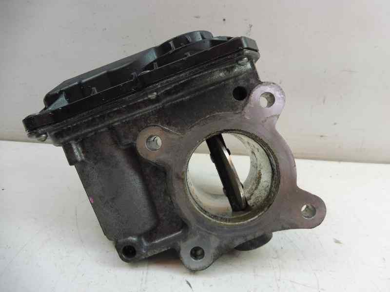 Recambio de caja mariposa para toyota yaris ts referencia OEM IAM 261000N030  