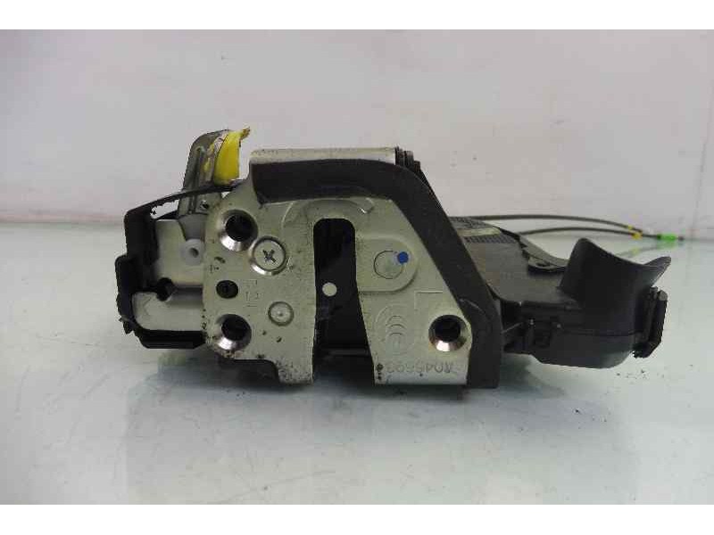 Recambio de cerradura puerta delantera izquierda para toyota auris hybrid active referencia OEM IAM   