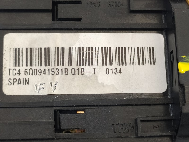 Recambio de mando luces para volkswagen polo (9n1) conceptline referencia OEM IAM 6Q0941531B  