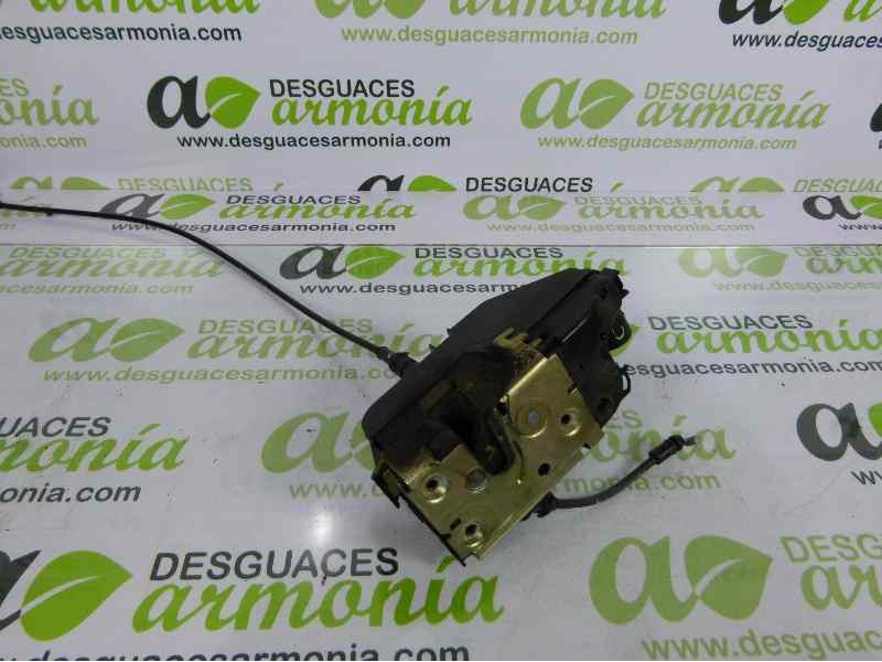 Recambio de cerradura puerta delantera derecha para renault megane ii berlina 5p authentique referencia OEM IAM 8200027779  