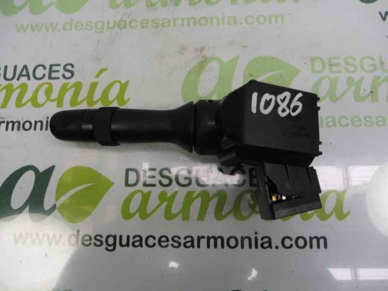 Recambio de mando limpia para toyota auris hybrid active referencia OEM IAM 0242117F633  