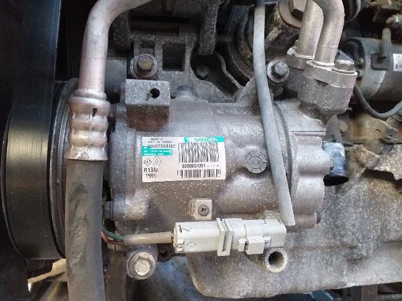 Recambio de compresor aire acondicionado para renault clio iii emotion referencia OEM IAM 8200651251  