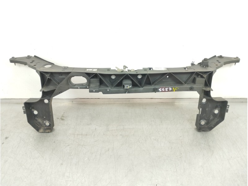 Recambio de panel frontal para renault clio iii emotion referencia OEM IAM 8200290143  