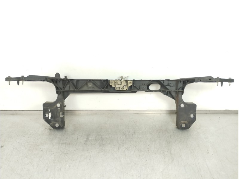 Recambio de panel frontal para renault clio iii emotion referencia OEM IAM 8200290143  