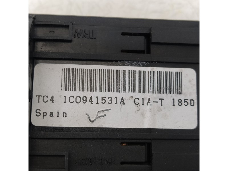 Recambio de mando luces para volkswagen polo berlina (6n2) trendline referencia OEM IAM 1C0941531A  