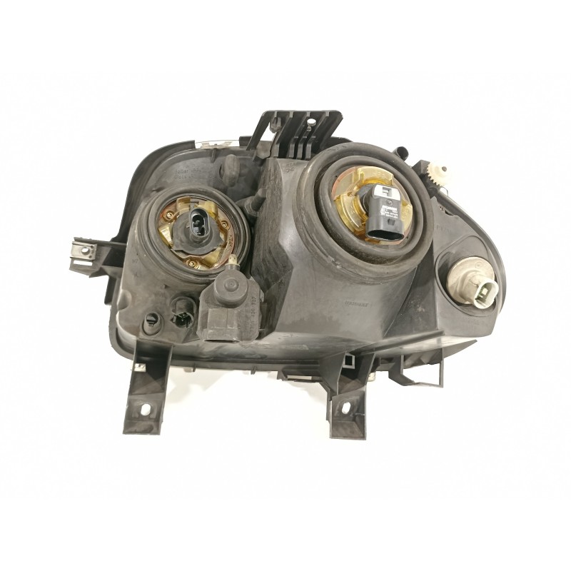 Recambio de faro derecho para renault clio ii fase i (b/cbo) 1.9 d referencia OEM IAM 260104030R  
