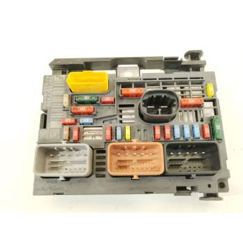 CAJA RELES / FUSIBLES 9675877980 BSMR0200 
