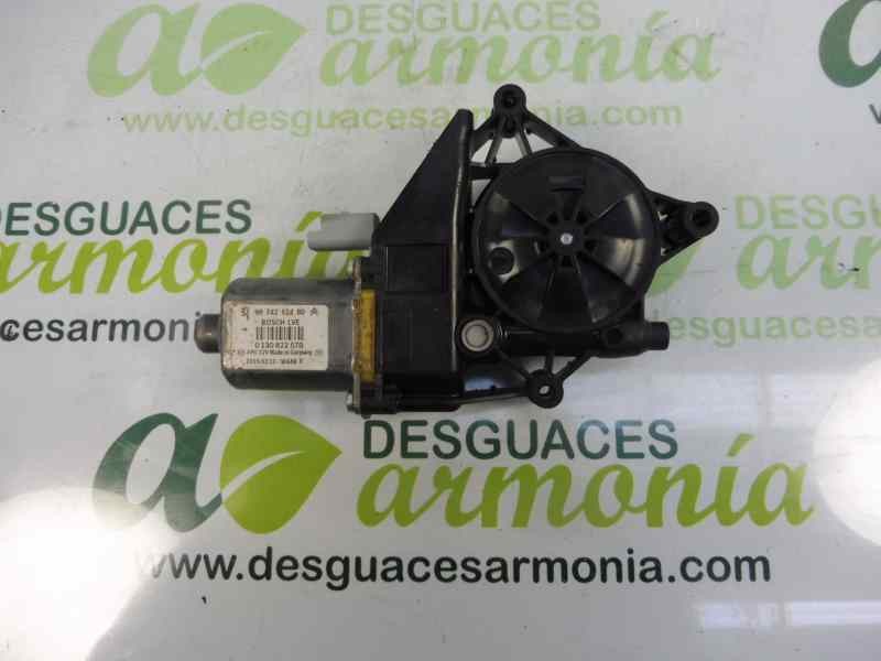 Recambio de motor elevalunas delantero derecho para citroën c4 cactus shine referencia OEM IAM 9674252480  