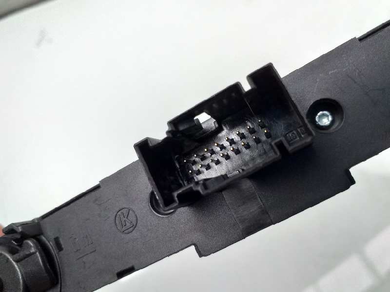 Recambio de mando multifuncion para opel astra h ber. edition referencia OEM IAM 94701131 03758056 