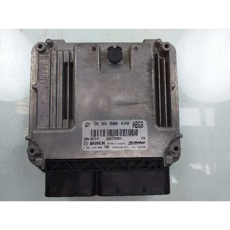 Recambio de centralita motor uce para opel insignia berlina selective referencia OEM IAM 55590420 0281019088 