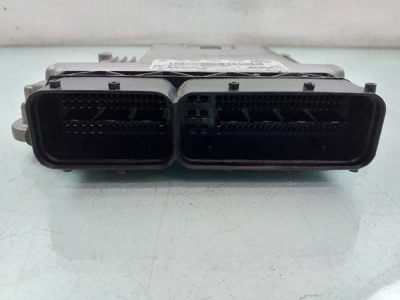 Recambio de centralita motor uce para opel insignia berlina selective referencia OEM IAM 55590420 0281019088 