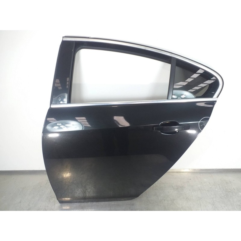 Recambio de puerta trasera izquierda para opel insignia berlina selective referencia OEM IAM 22796347  