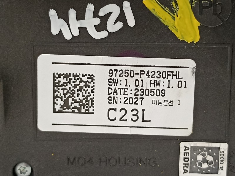 Recambio de mando climatizador para kia sorento hev 2023 1.6 tci-gdi referencia OEM IAM 97250P4230FHL  