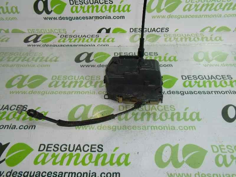 Recambio de cerradura puerta trasera derecha para renault scenic ii confort expression referencia OEM IAM 8200119332  