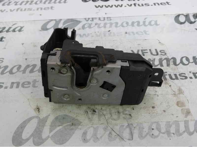 Recambio de cerradura puerta delantera derecha para opel astra h berlina enjoy referencia OEM IAM 13210749  