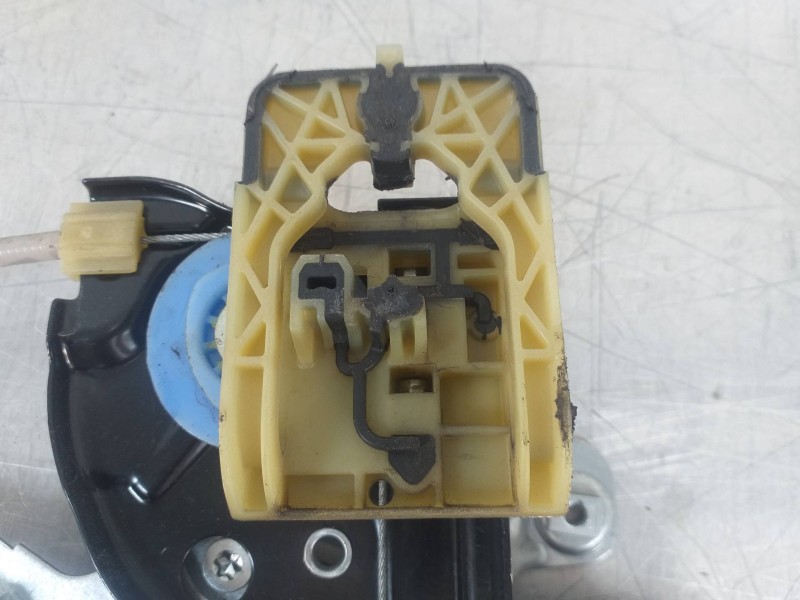 Recambio de elevalunas delantero derecho para opel insignia berlina selective referencia OEM IAM 20952453 964838 966432