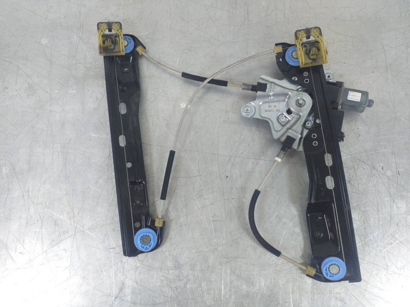 Recambio de elevalunas delantero derecho para opel insignia berlina selective referencia OEM IAM 20952453 964838 966432