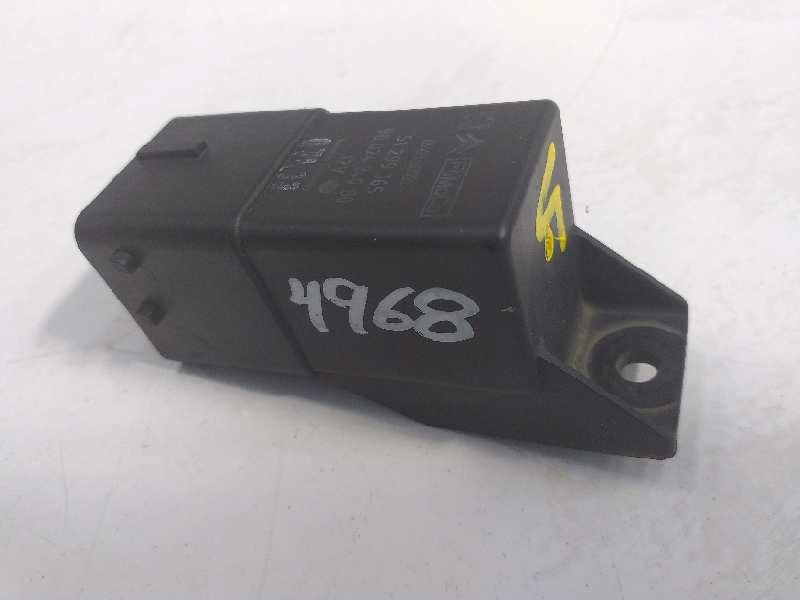 Recambio de caja precalentamiento para peugeot 208 allure referencia OEM IAM 51299065  