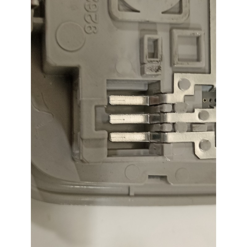 Recambio de luz interior para kia sorento hev 2023 1.6 tci-gdi referencia OEM IAM 92620C5100  