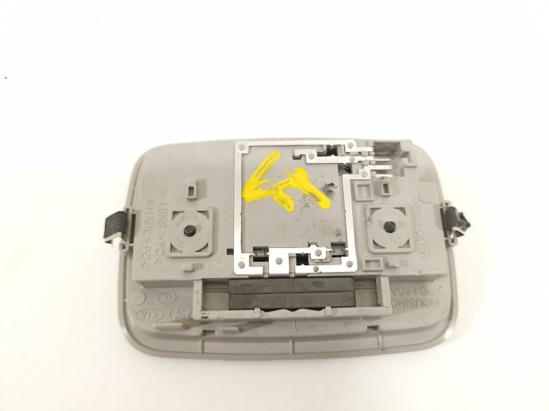 Recambio de luz interior para kia sorento hev 2023 1.6 tci-gdi referencia OEM IAM 92620C5100  