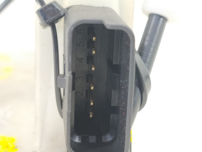 Recambio de cerradura puerta trasera derecha para peugeot 2008 (--.2013) active referencia OEM IAM 9812501180  