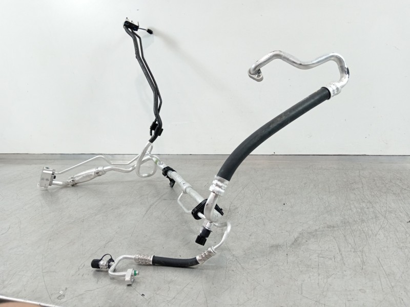 Recambio de tubo aire acondicionado para kia sorento hev 2023 1.6 tci-gdi referencia OEM IAM 97775P4080  