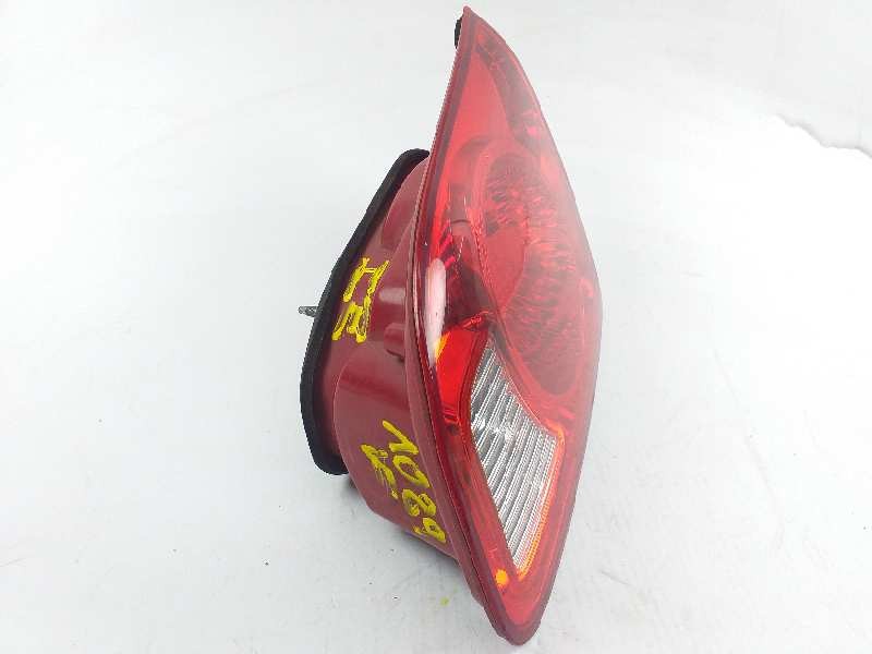 Recambio de piloto trasero derecho para hyundai santa fe (bm) 2.2 crdi comfort 4x4 referencia OEM IAM 924062B000  