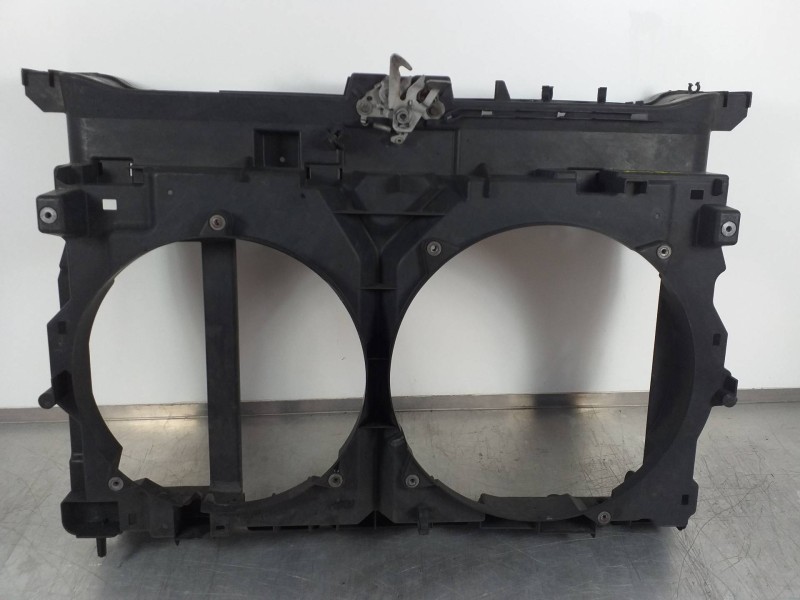 Recambio de panel frontal para citroën jumpy hdi 90 27 l1h1 furgón referencia OEM IAM 1497799080  