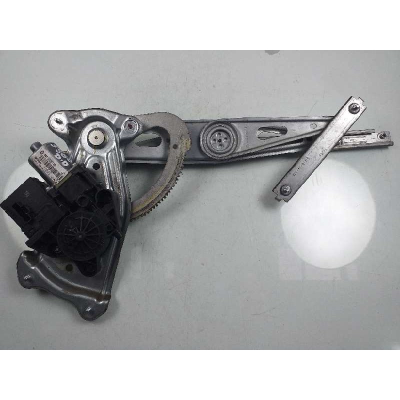 Recambio de elevalunas delantero derecho para renault megane iii coupe dynamique referencia OEM IAM 807303972R 915243200 9653692