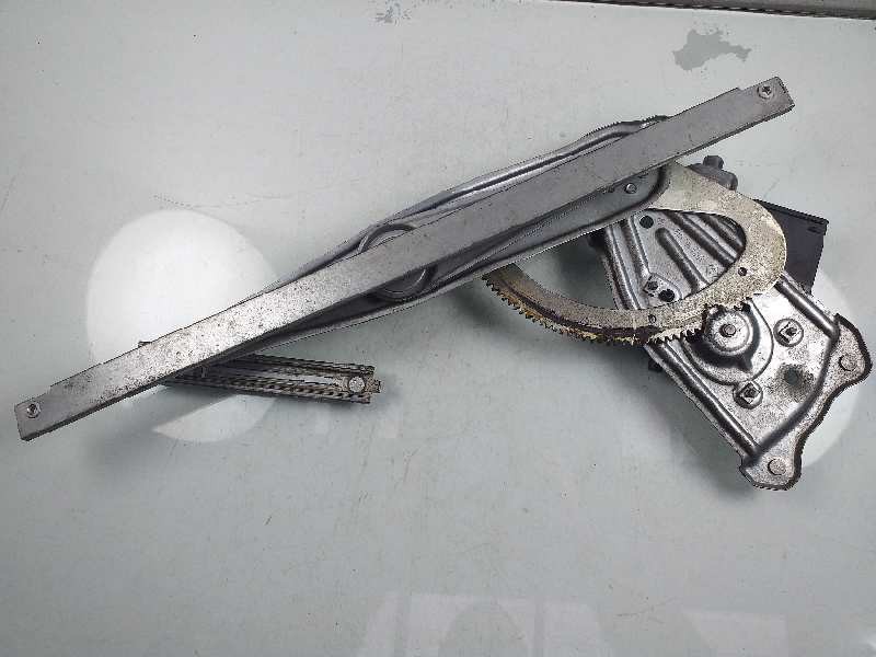 Recambio de elevalunas delantero derecho para renault megane iii coupe dynamique referencia OEM IAM 807303972R 915243200 9653692