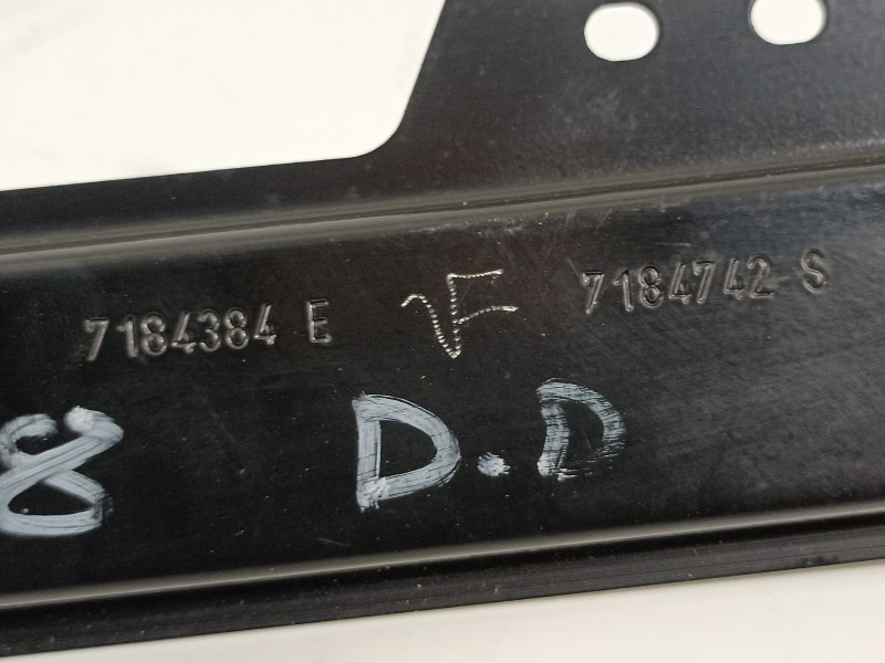 Recambio de elevalunas delantero derecho para bmw serie 5 berlina (e60) 530xd referencia OEM IAM 51337184384  