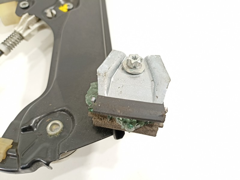 Recambio de elevalunas delantero derecho para bmw serie 5 berlina (e60) 530xd referencia OEM IAM 51337184384  