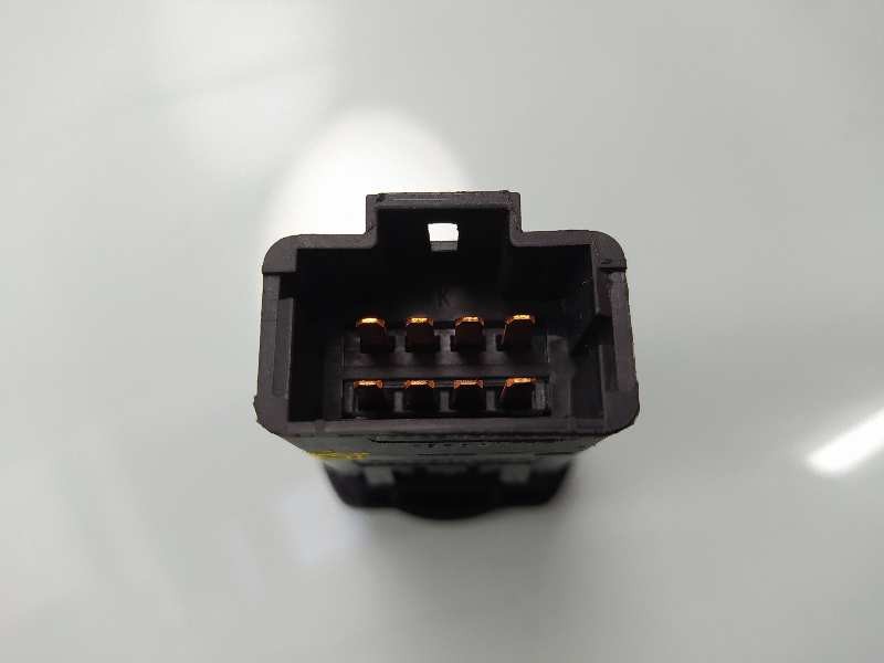 Recambio de warning para dacia duster laureate 4x2 referencia OEM IAM 602232A  