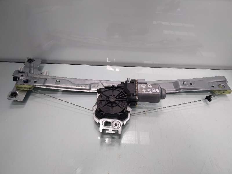 Recambio de elevalunas delantero derecho para peugeot 207 sw sport referencia OEM IAM 9681182280  