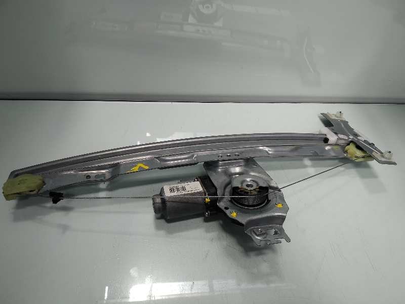 Recambio de elevalunas delantero derecho para peugeot 207 sw sport referencia OEM IAM 9681182280  