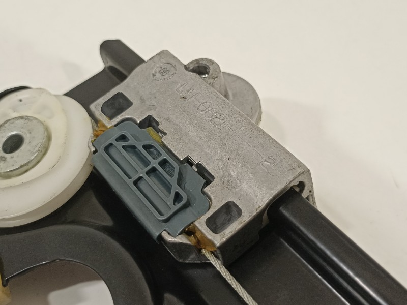 Recambio de elevalunas trasero izquierdo para bmw serie 5 berlina (e60) 530xd referencia OEM IAM 51357184745  