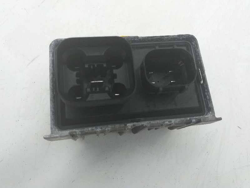 Recambio de rele para opel insignia berlina cosmo referencia OEM IAM 55574293  