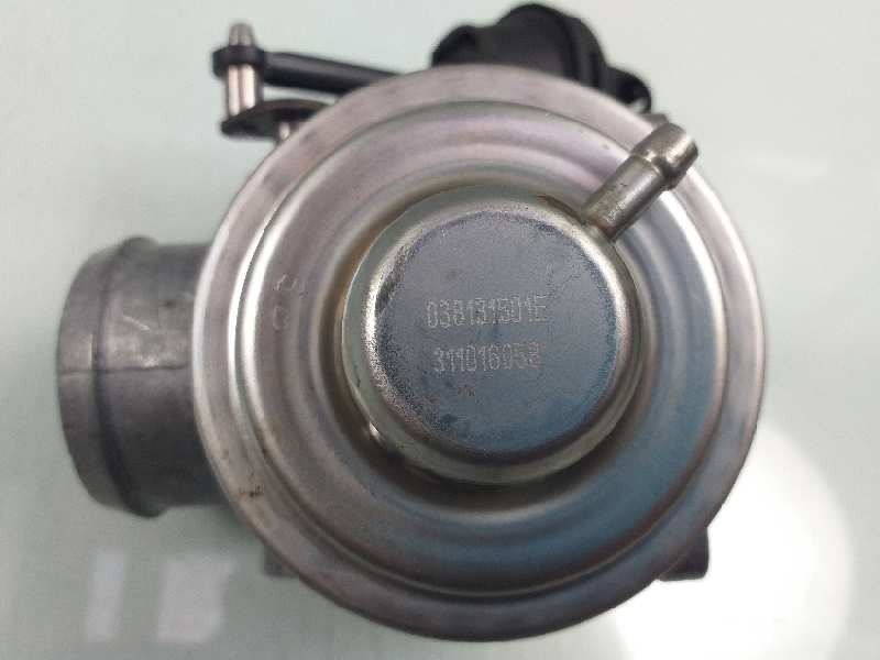 Recambio de valvula egr para volkswagen golf iv variant (1j5) highline referencia OEM IAM 038131501E  