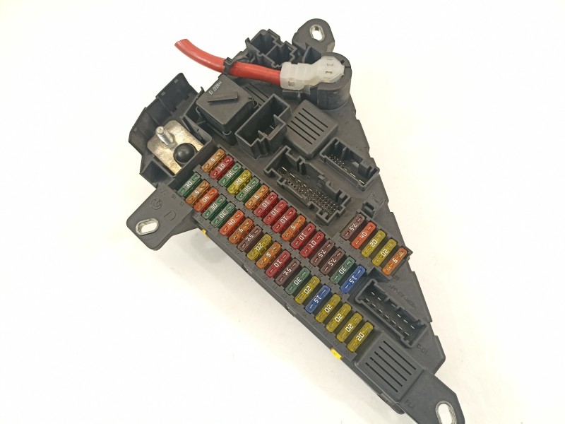 Recambio de caja reles / fusibles para bmw serie 5 berlina (e60) 530xd referencia OEM IAM 690661805  