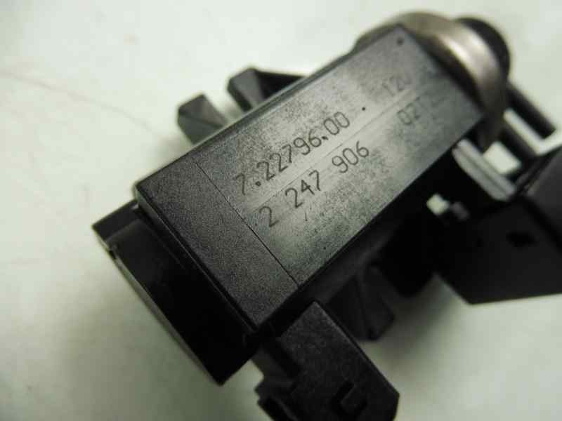 Recambio de valvula aire adicional para bmw serie 3 berlina (e46) 320d referencia OEM IAM 72279600 2247906 