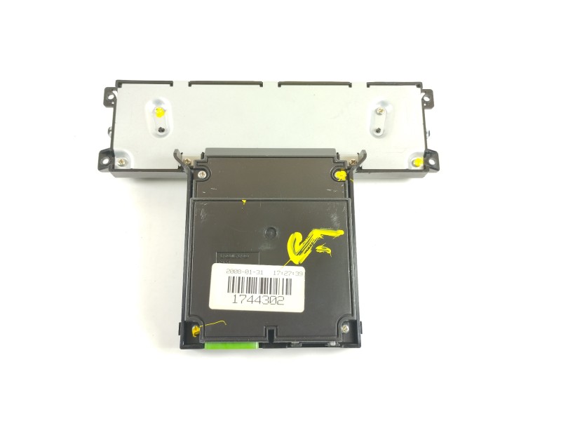 Recambio de pantalla multifuncion para volvo s80 berlina 4.4 v8 cat referencia OEM IAM 1744302  